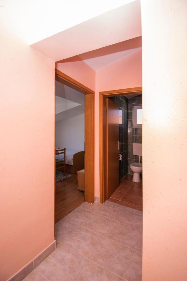 Family Holiday Apartments Lucia Водице Екстер'єр фото