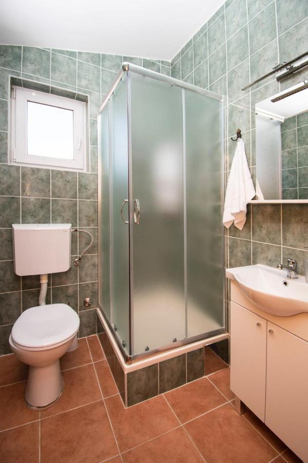 Family Holiday Apartments Lucia Водице Екстер'єр фото