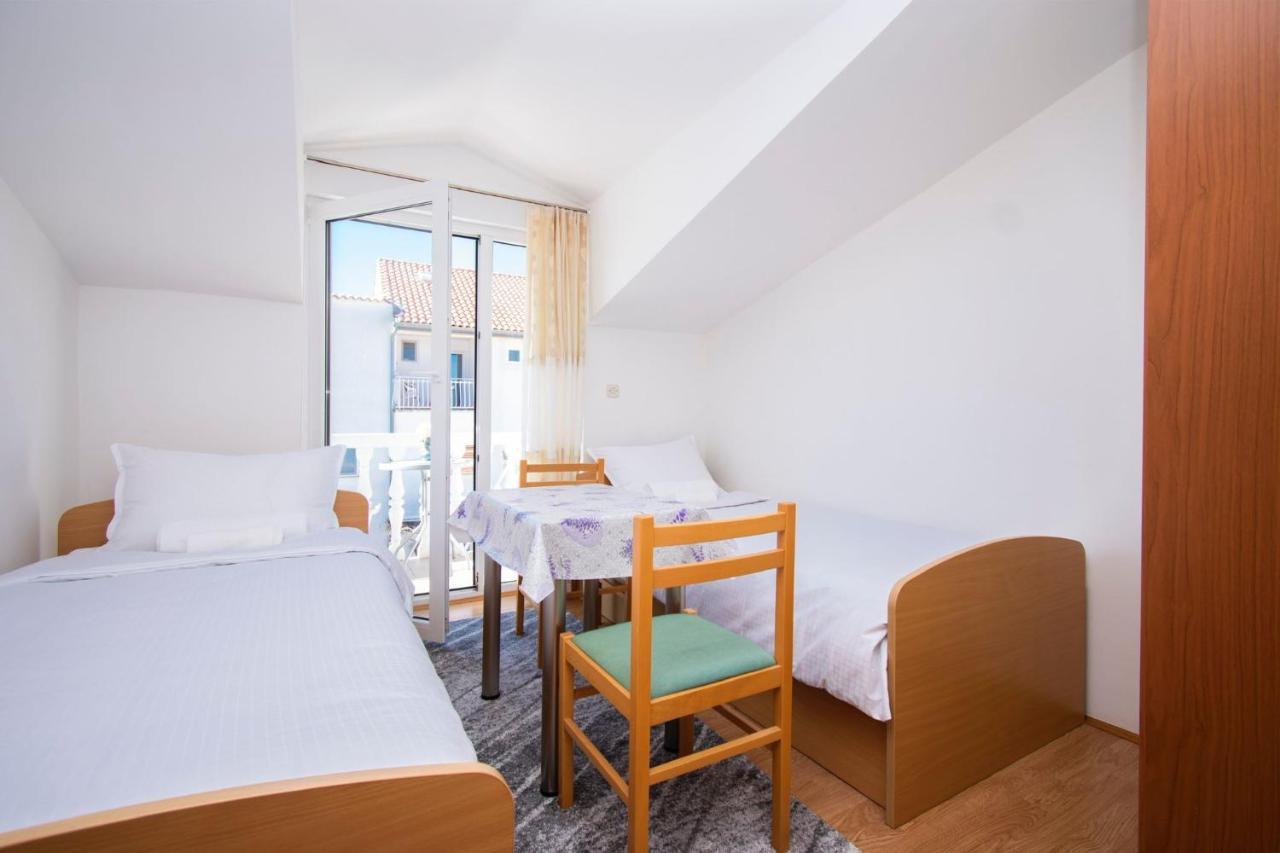 Family Holiday Apartments Lucia Водице Екстер'єр фото