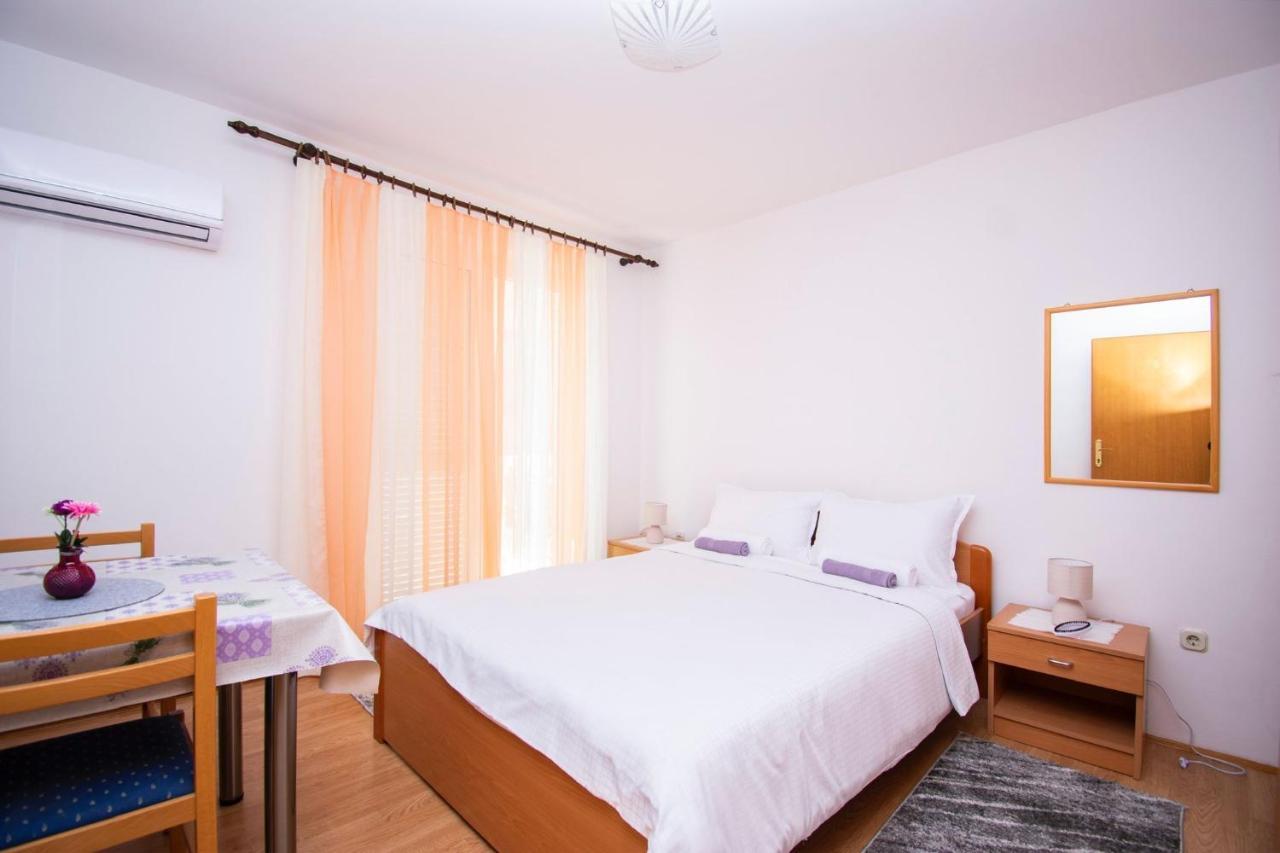 Family Holiday Apartments Lucia Водице Екстер'єр фото