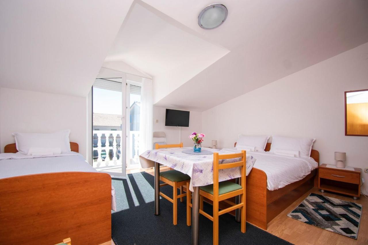 Family Holiday Apartments Lucia Водице Екстер'єр фото