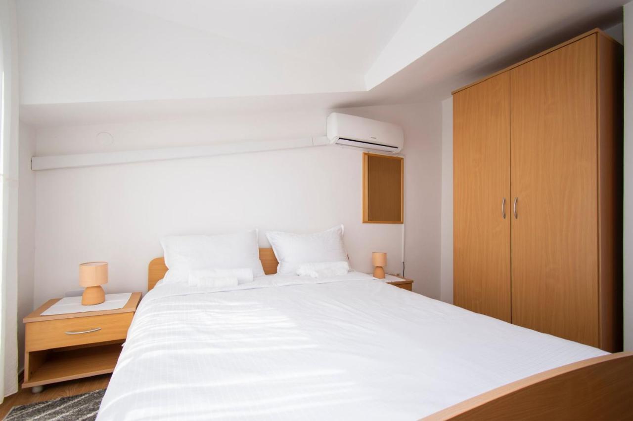 Family Holiday Apartments Lucia Водице Екстер'єр фото